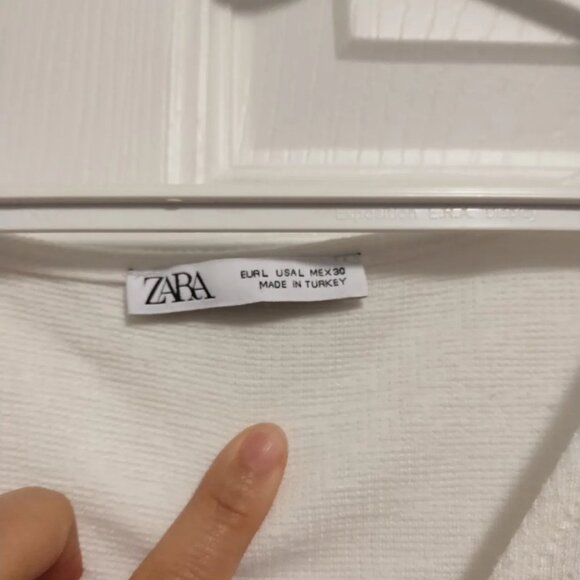 Zara Embroidery Top White Shirt - Picture 3 of 4